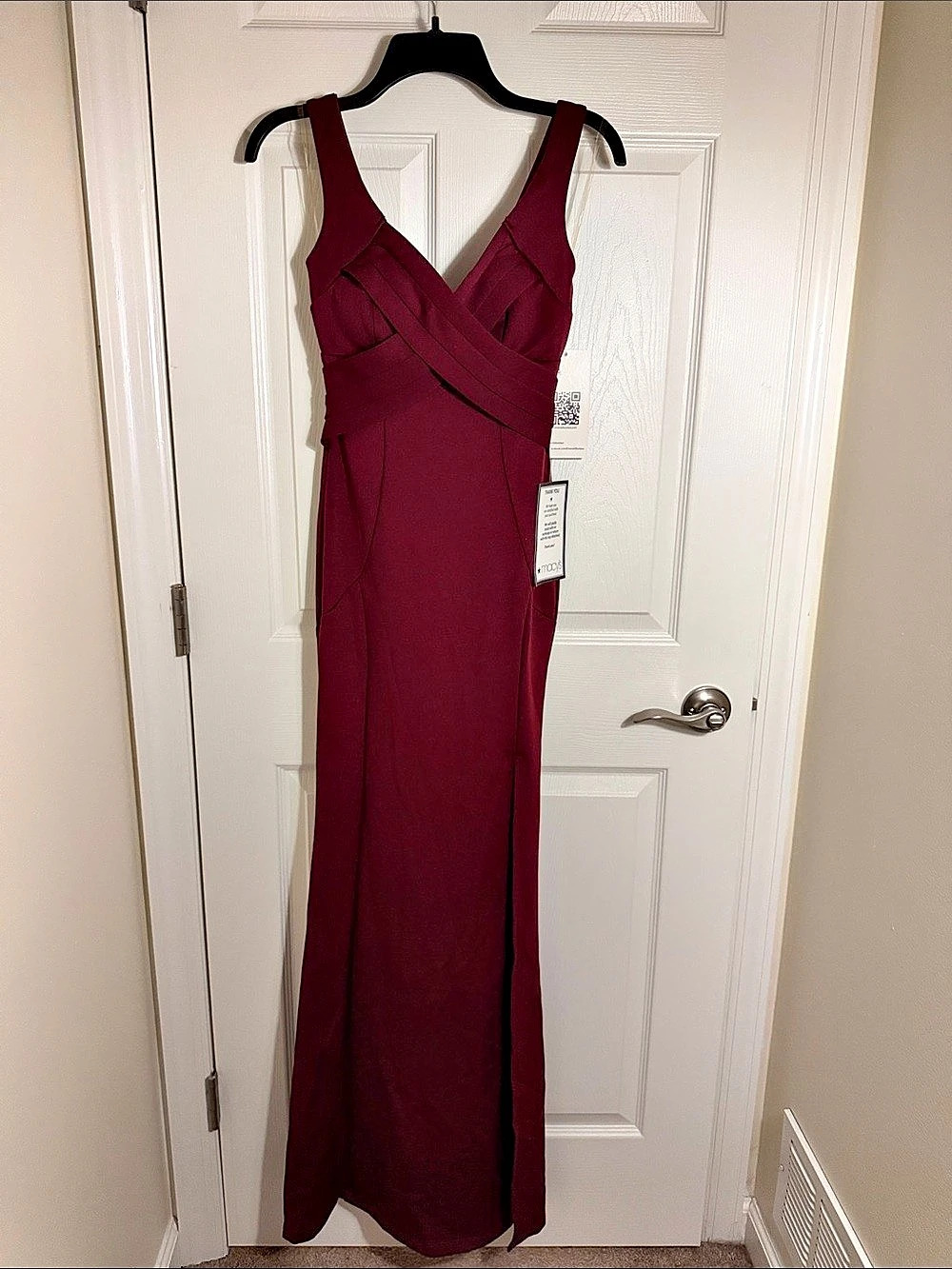 Emerald Sundae Crisscross Scuba Long Gown Burgundy XS NWT